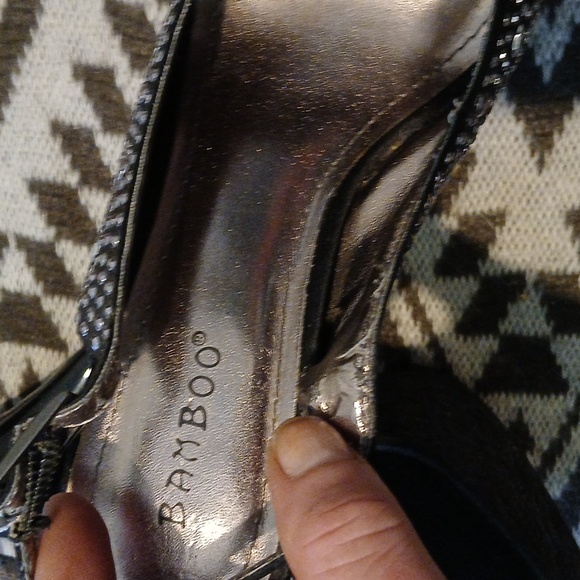 Black bling high heels - Picture 2 of 8